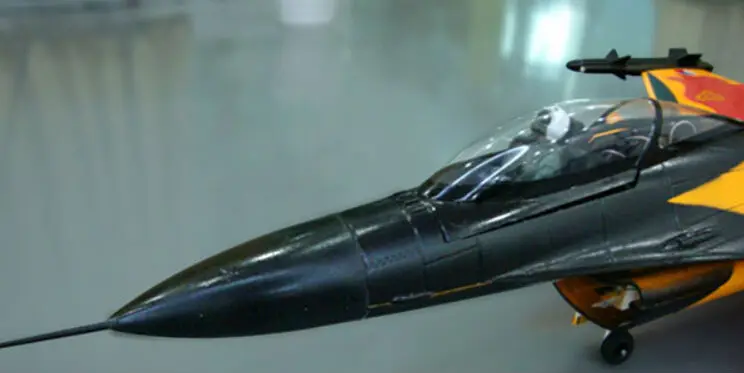 f16 rc plane