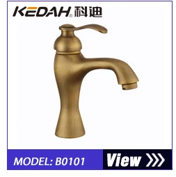 antique faucet 07.jpg