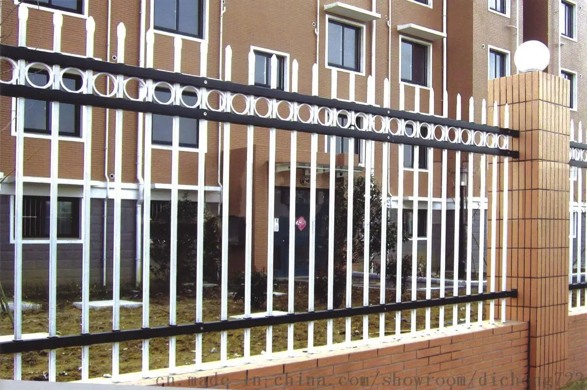 低价粉末涂层锻铁装饰围栏