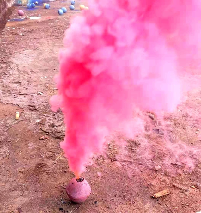JUMBO COLOR SMOKE BALLS.jpg