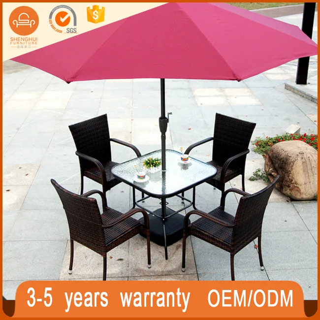 Oem de fábrica de lujo mesa y silla de jardín con sombrilla de patio de