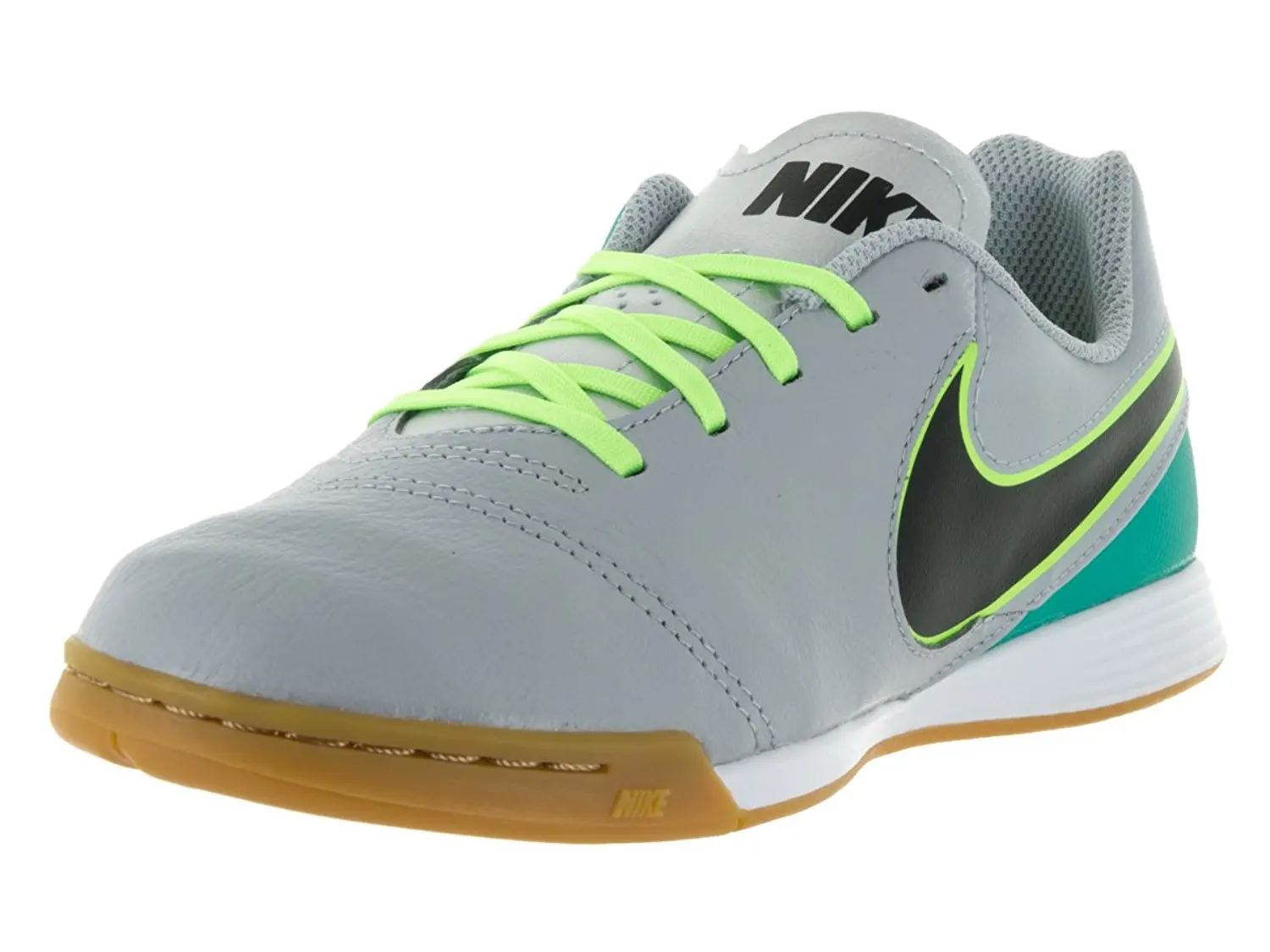indoor cleats youth