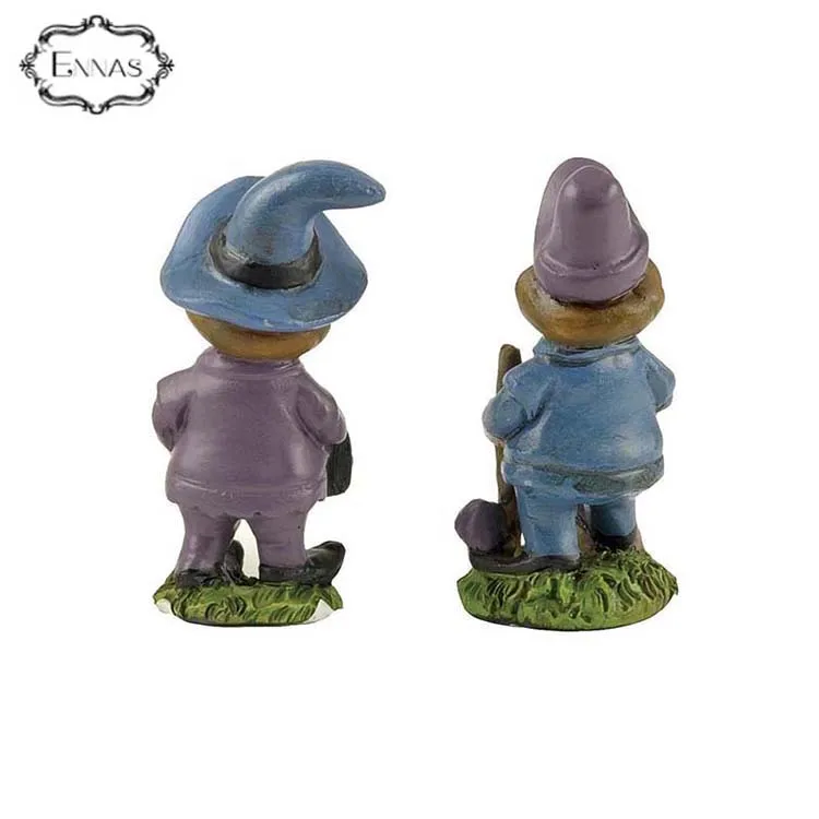 New product 2019 one piece resin figure witch for halloween decoration