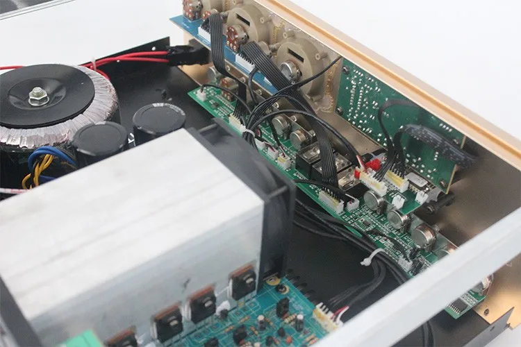 600w Digital Echo Karaoke Amplifier System Conference Amplifier With