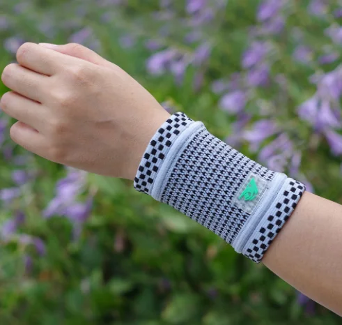 wrist support 2.png