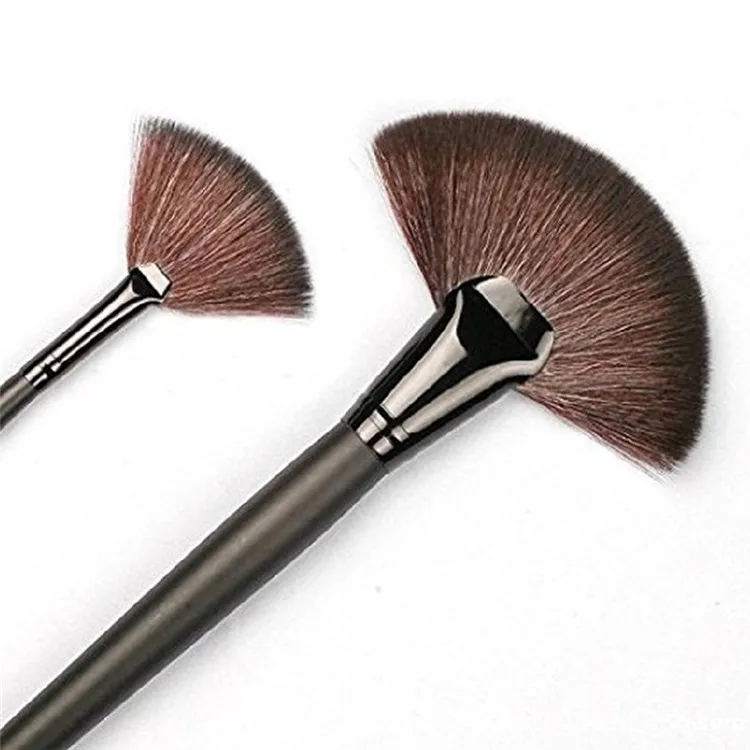 foundation brush.jpg