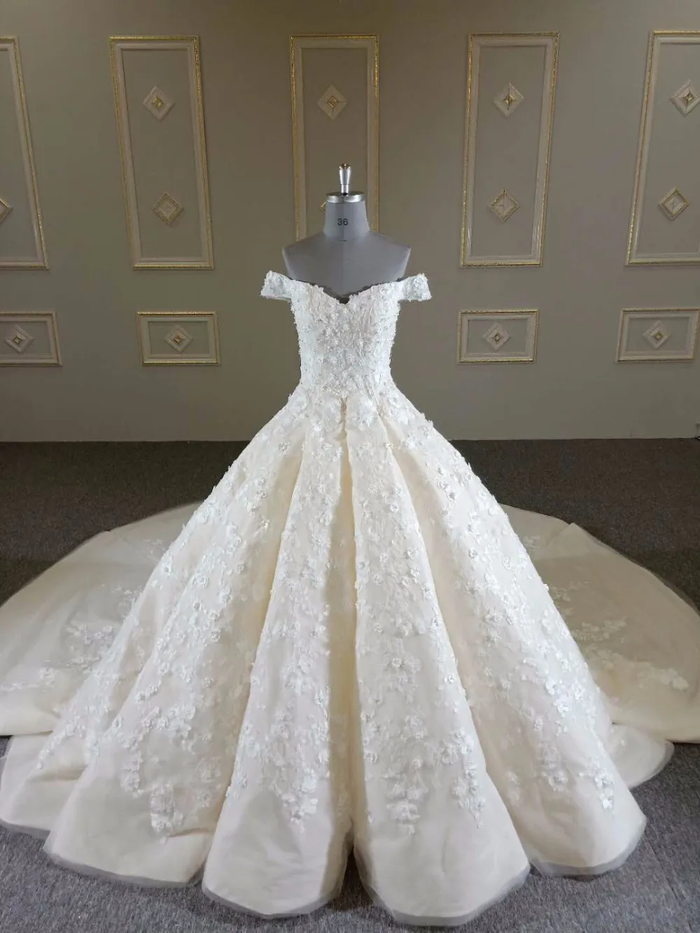 Ivory Luxury Ball Gown Muslim Wedding Dress Wt452 - Buy Wedding Dress ...