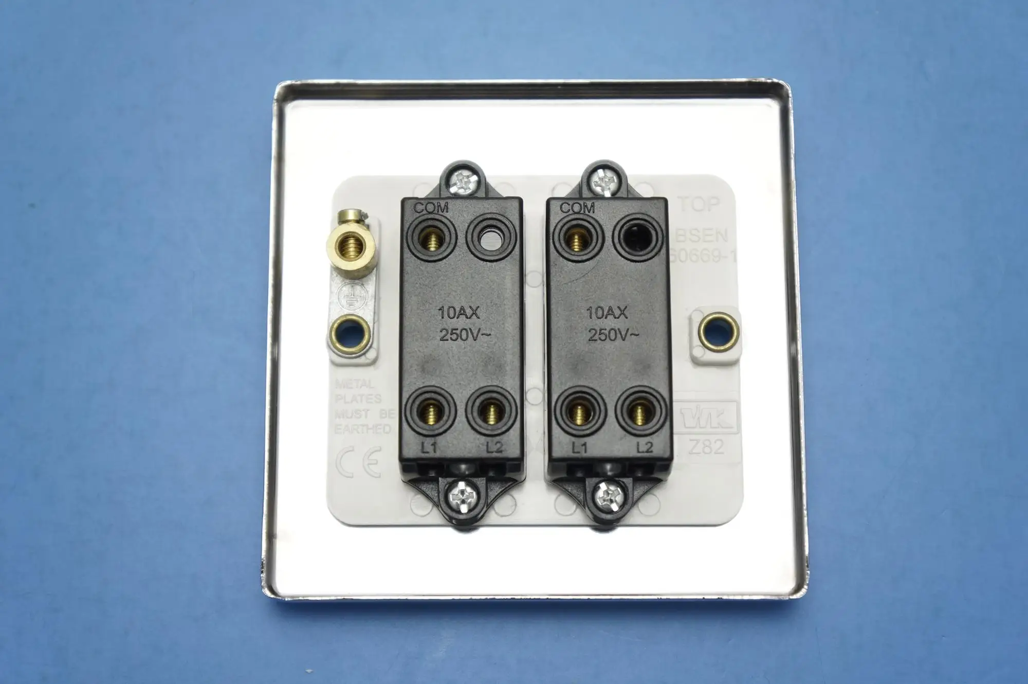 Bushed Chrome 2 Gang 2 Way 10ax Double Electric Wall Switch Plate Light