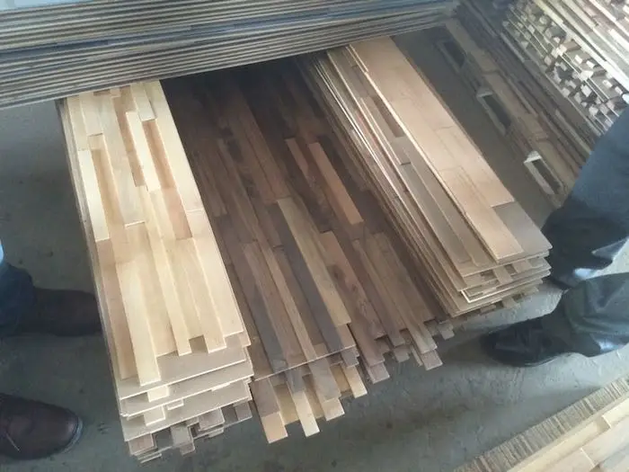 Knotty Pine wood wall panels in high quality