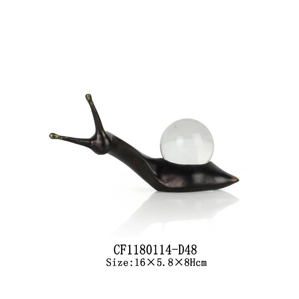 Polyresin  Animal Snail Sculpture with Crystal Ball Shell Decoration supplier