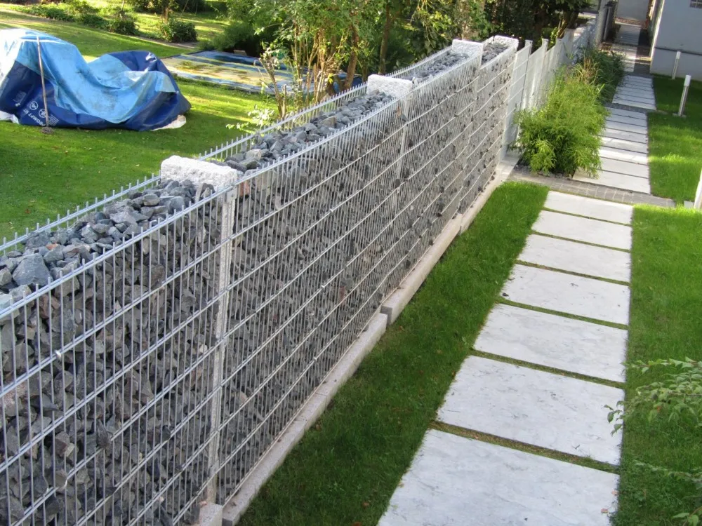 Забор из строительной сетки своими руками фото пошагово