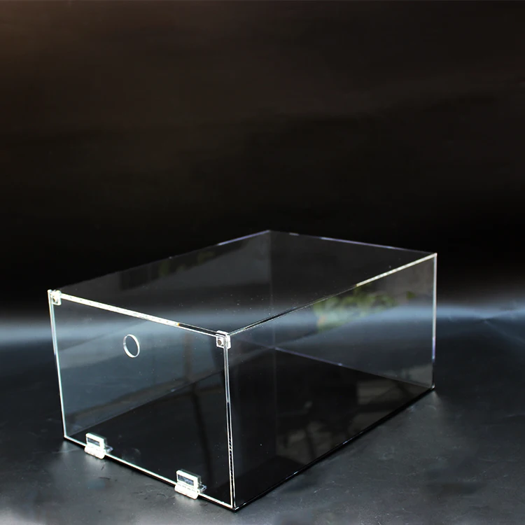 acrylic shox box -1.jpg