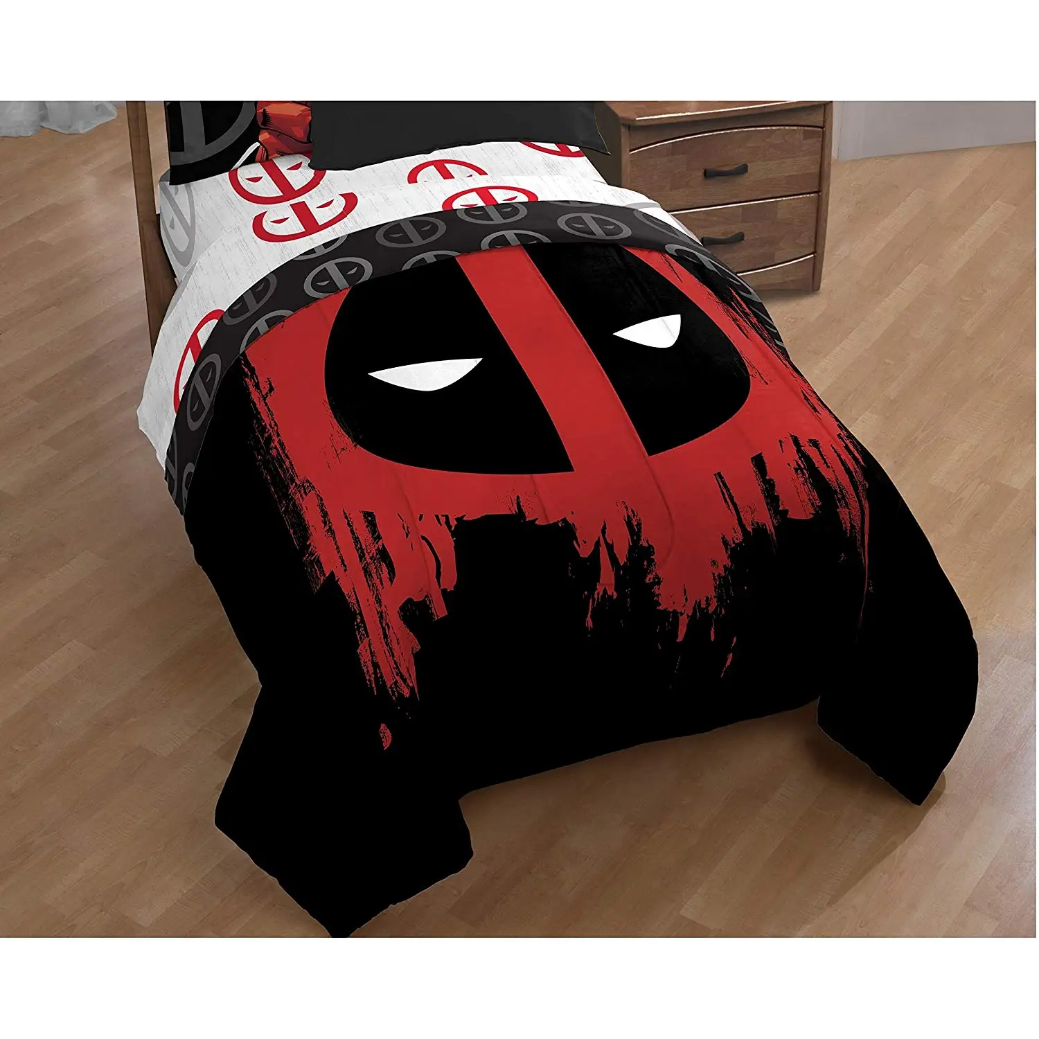 L&M 1 Piece Black Red Marvel Deadpool The Movie Themed Comforter Twin Full, Action Super Hero Dead Pool Face Abstract Motif Bedding, Superhero Villian Ajax Motif Pattern, Grey White, Polyester