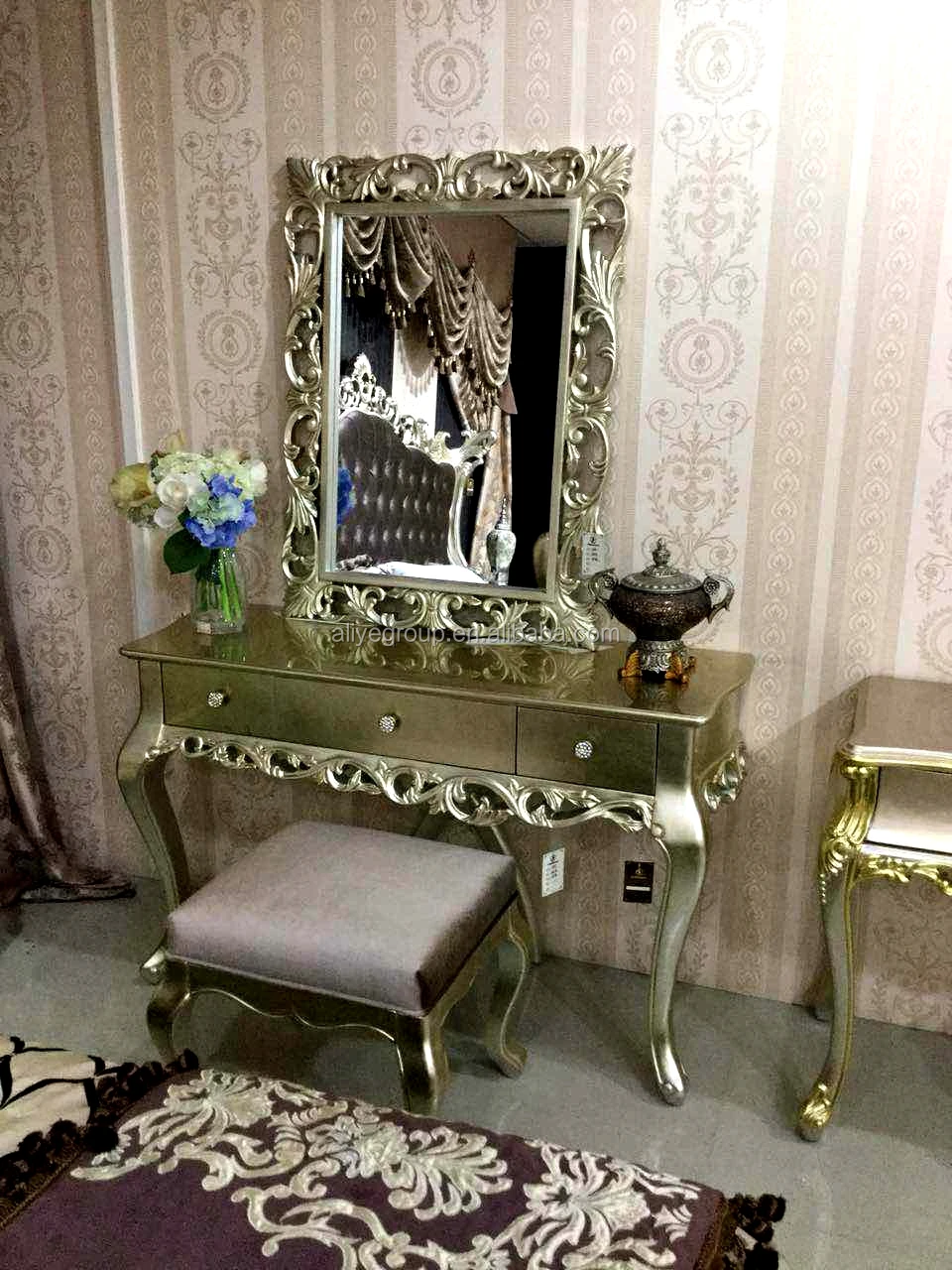 Gold Bedroom Dresser Designs Antique Dressers With Mirror Buy Bedroom Dresser Designs Antique Dressers With Mirrors Gold Dresser Product On Alibaba Com