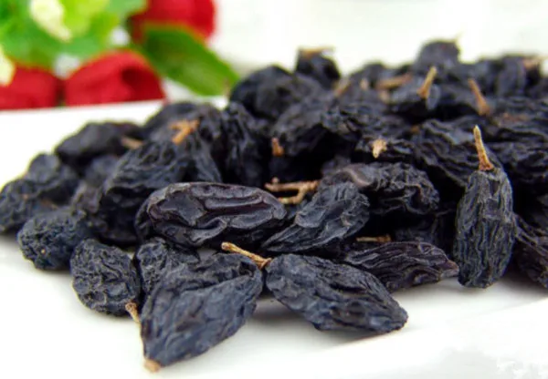 dried black currant