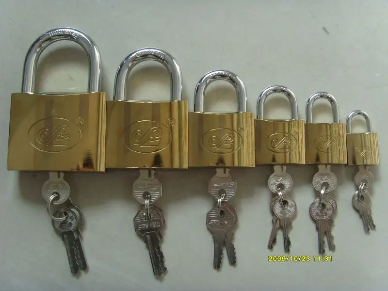 SHENG LI brand gold plated padlock with flat keys