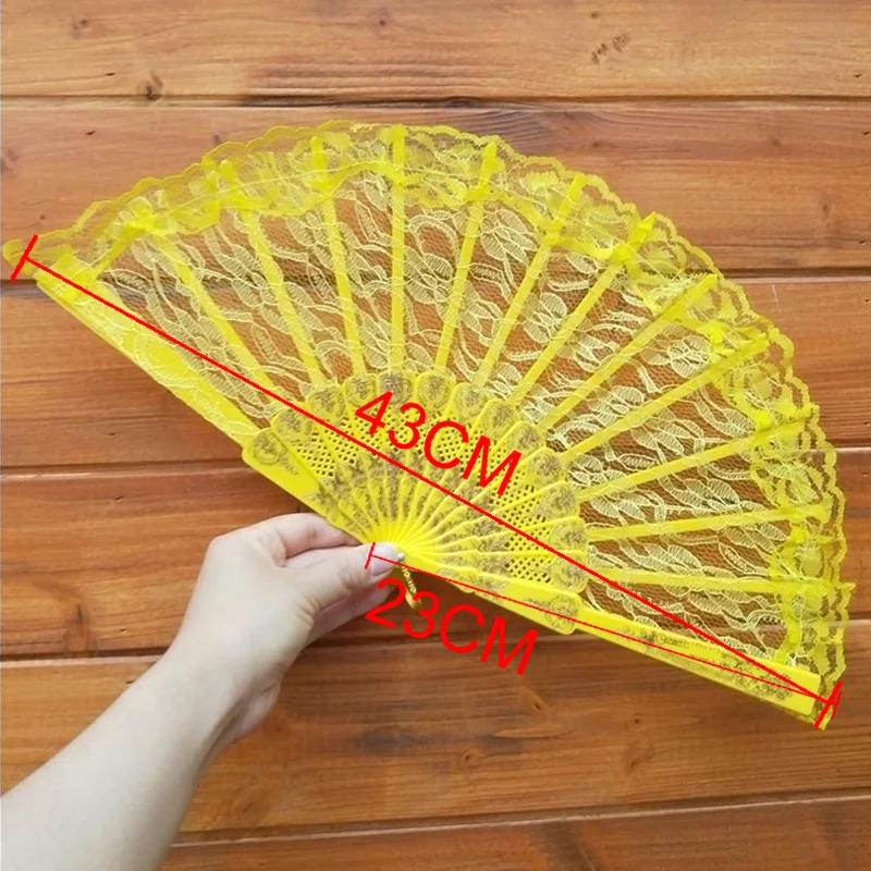 size of lace fan