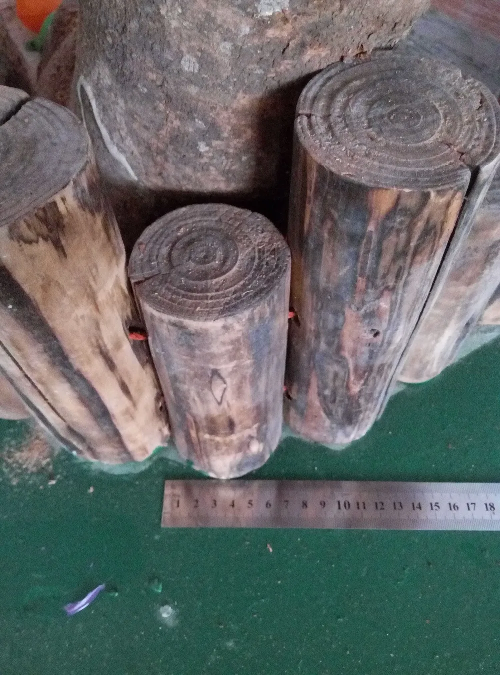 2016 Newest Best Selling Customized Size Brown Plastic Artificial Tree