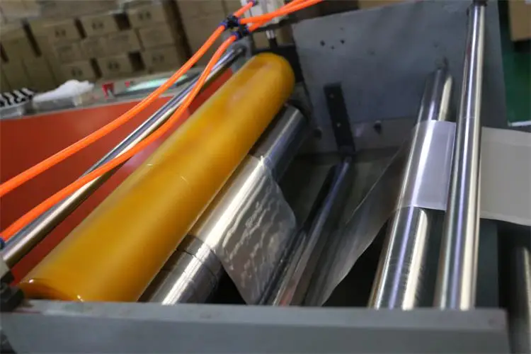 feeding machine 3.jpg