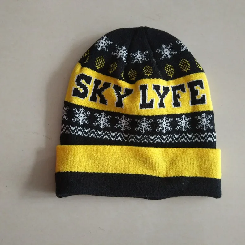 Custom 100 Acrylic Jacquard Knit Beanies With Pom Wholesale Winter