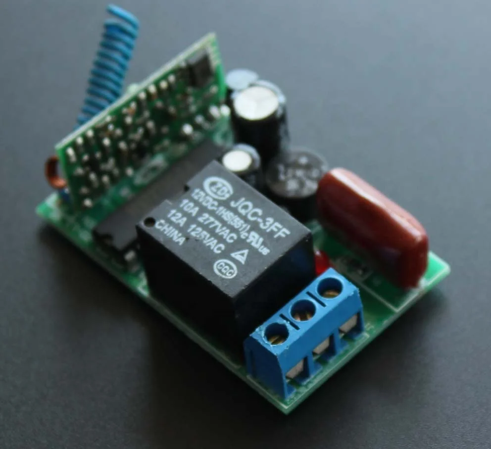 433Mhz Universal Wireless Remote Control Switch 110V 220V 1CH Relay Receiver - Famidy.com
