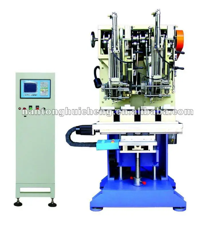 double High-speed flat tufting machine.jpg