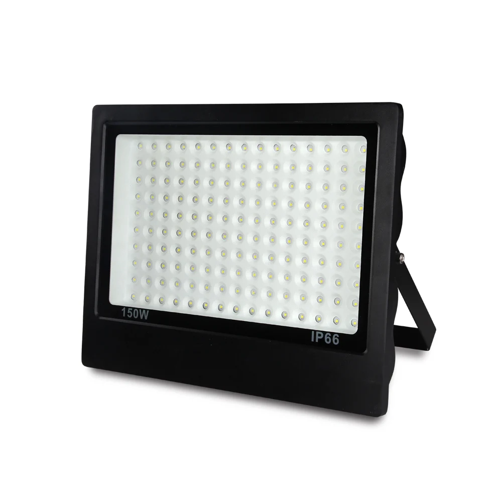 led flood light 100W.jpg