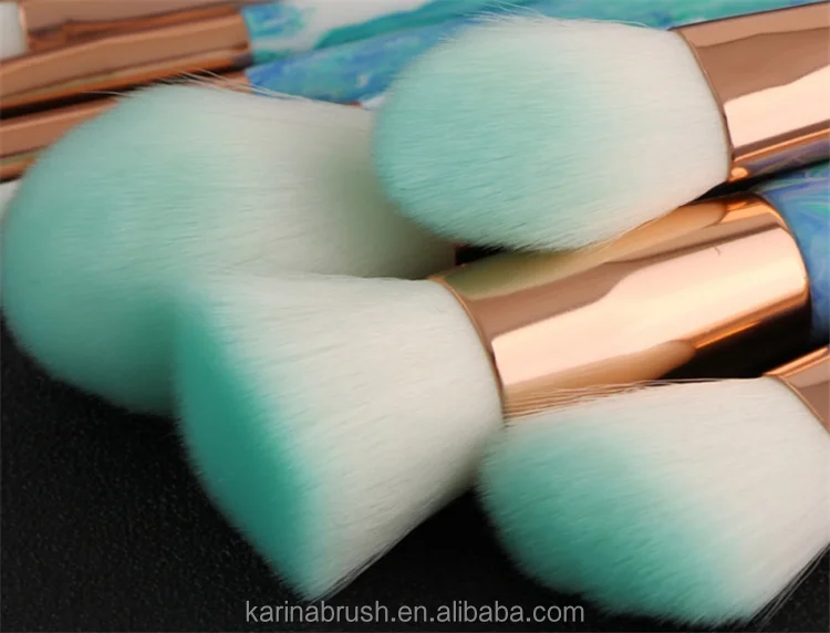 makeup brush 04.png