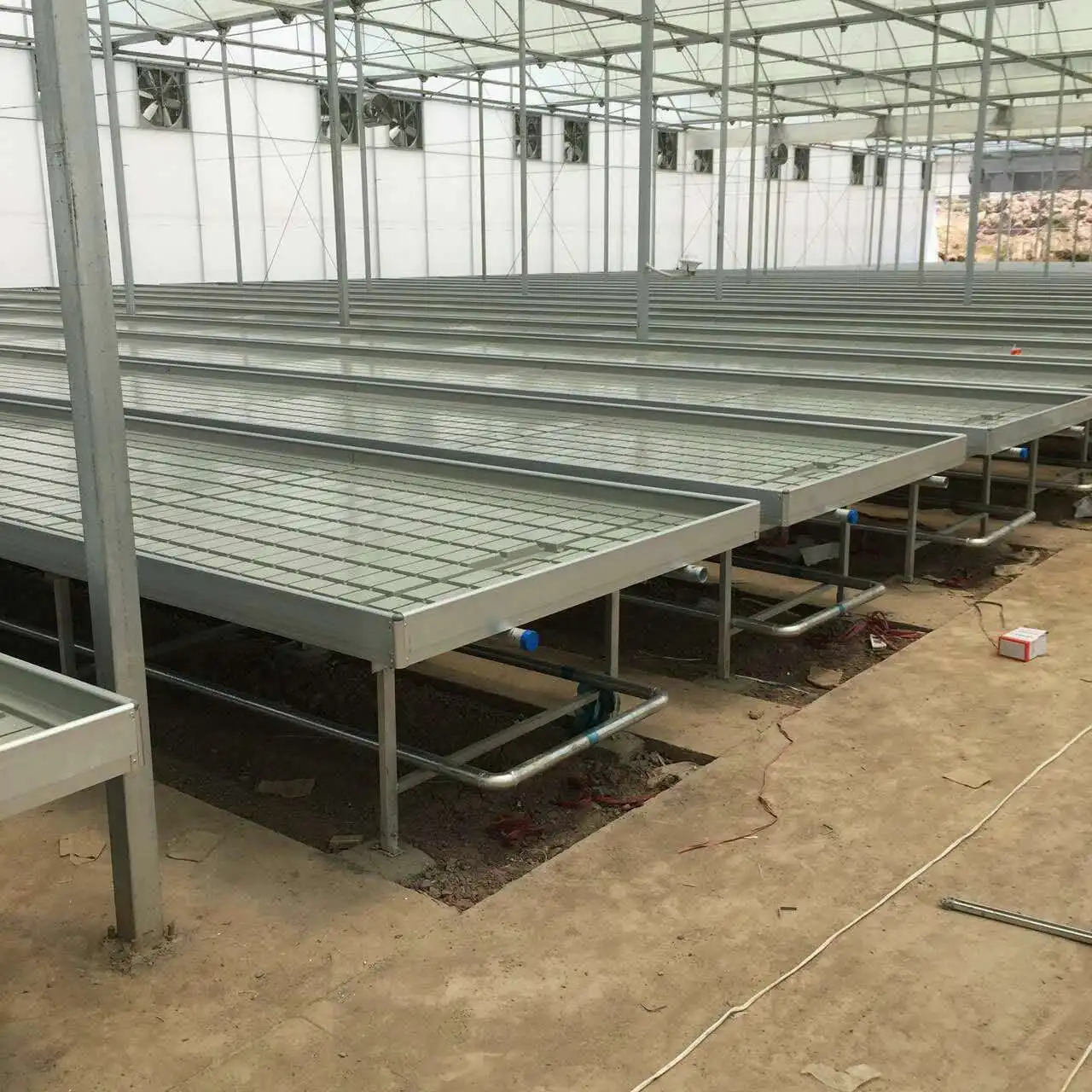 Foshan Kunyu Greenhouse Rolling Bench Ebb And Floow Movable Table Grow