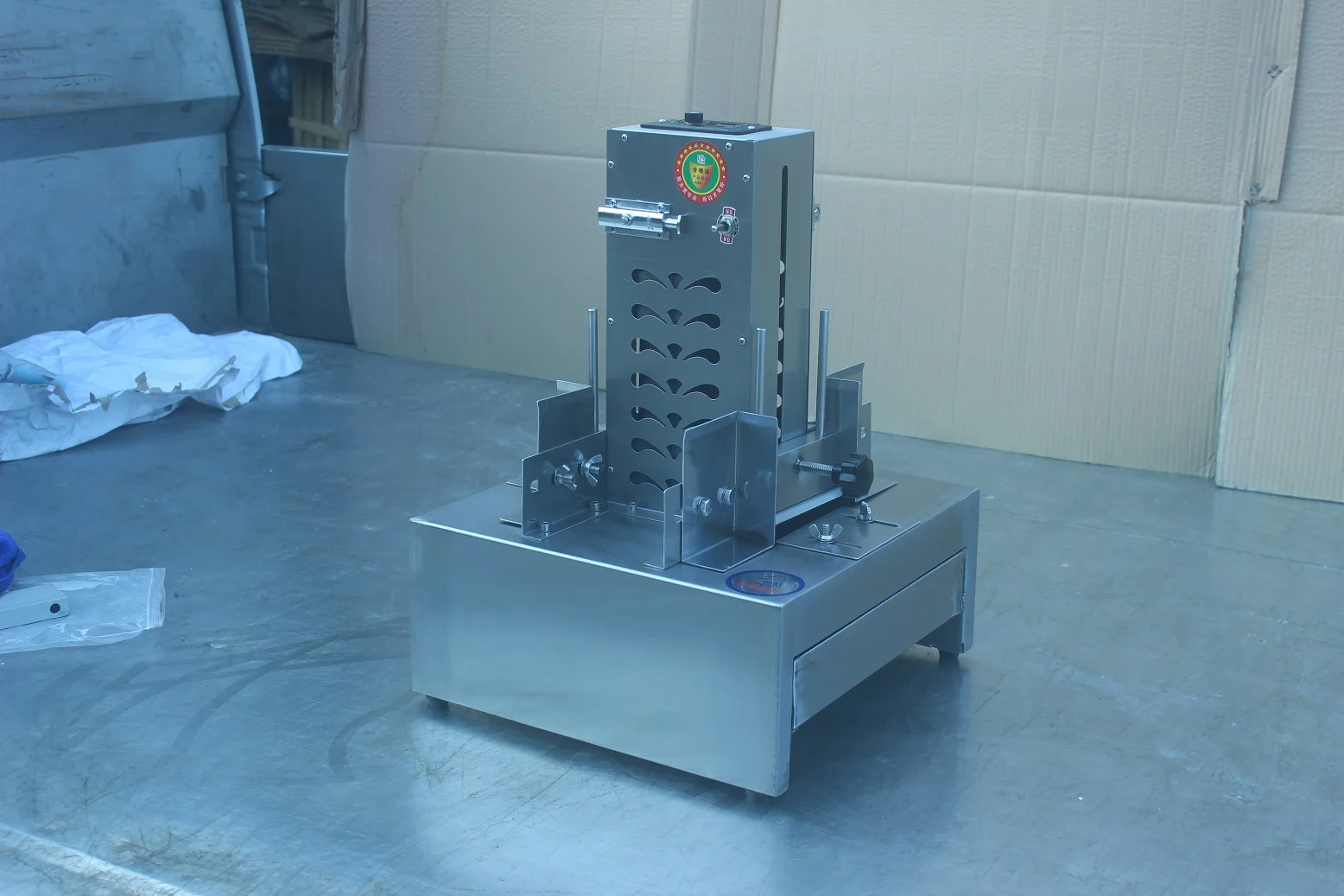 chocolate shaving machine.JPG