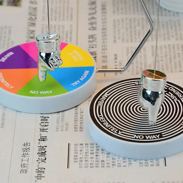 Creative Decision Maker Pendulum Dynamic Desk Toy Gift Decoration