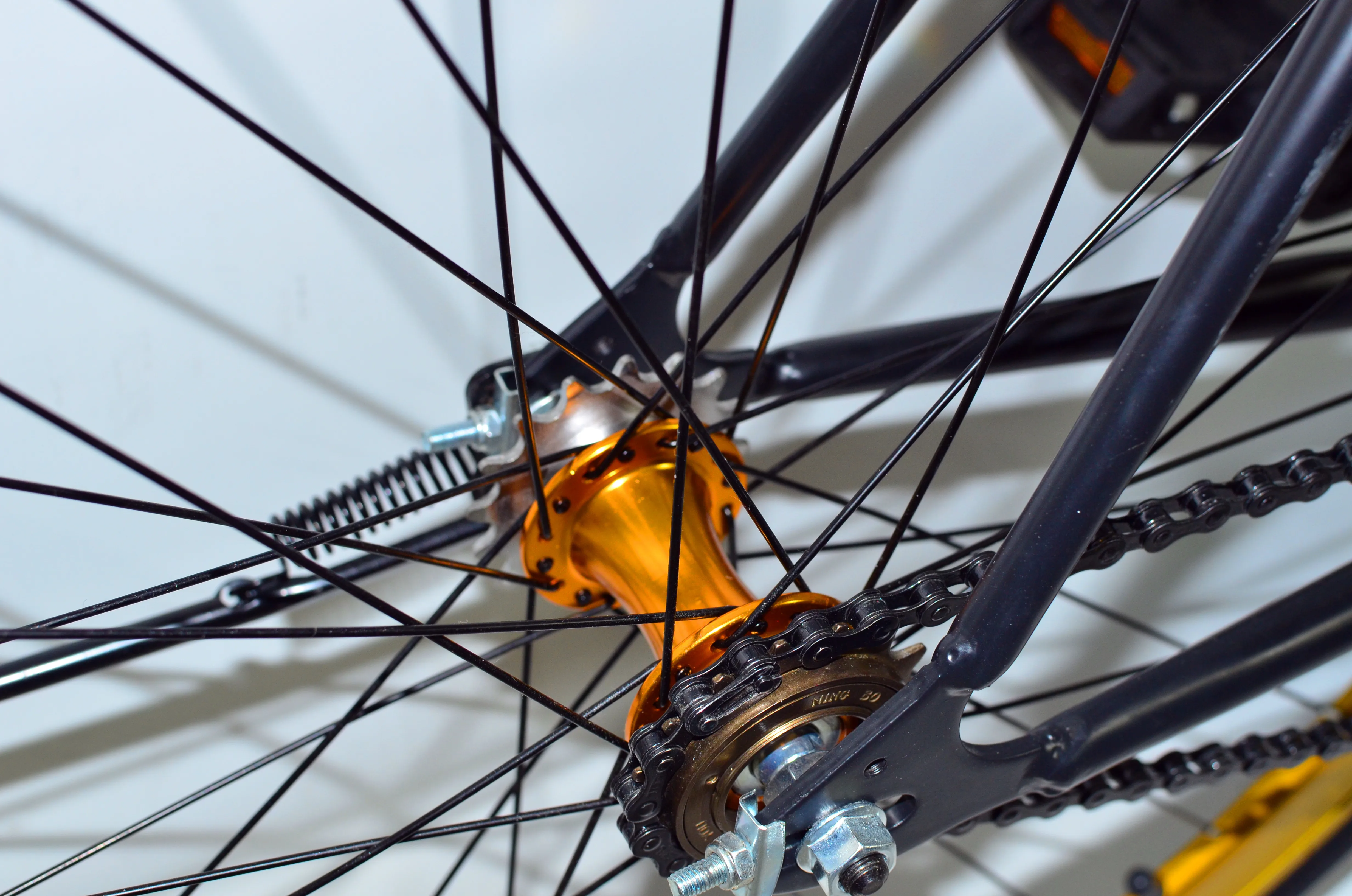 700c 固定齿轮自行车 fixie 一个齿轮跟踪自行车与斗牛角