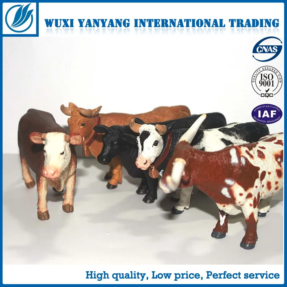 Small Promotional Plastic Cow Farm Animal Toy Set,Plastic Cow Farm