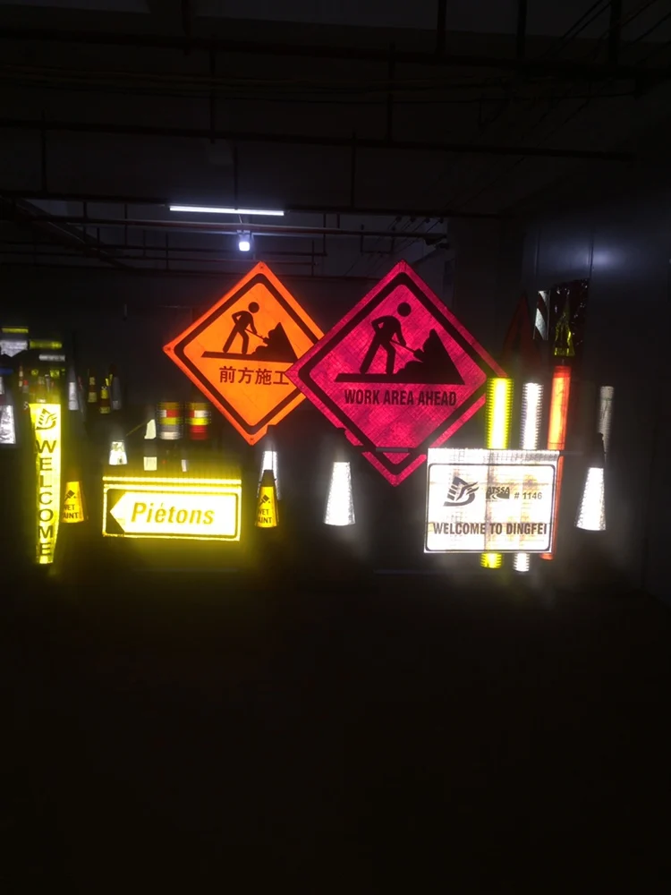 High Quality Customized Reflective Flexible Road Sign Roll Up Sheeting Roll Up Sign_4