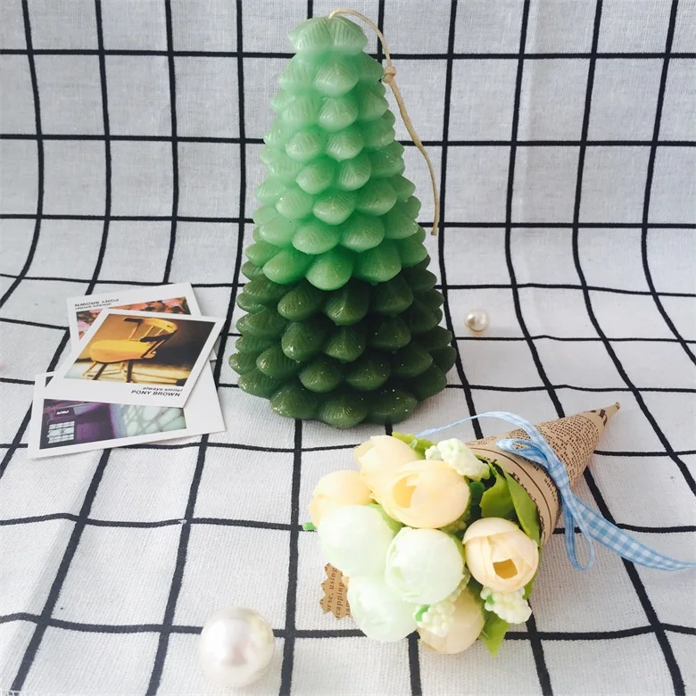 2017 Newest Modest Luxury Gift Craft Green Tree Series Pillar Candles