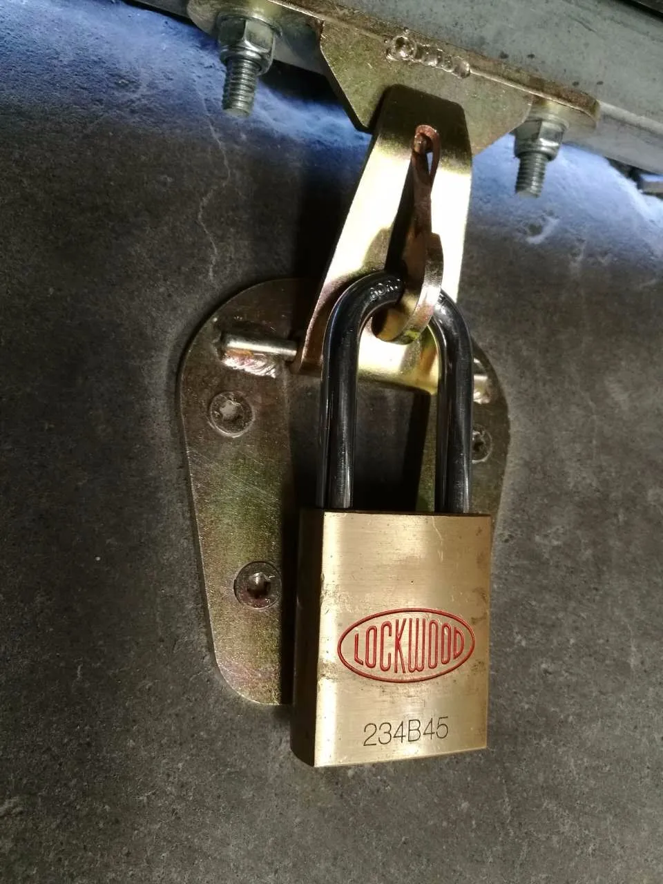 Garage Ground Strong And Durable Rolling Door Lock,Security Lock