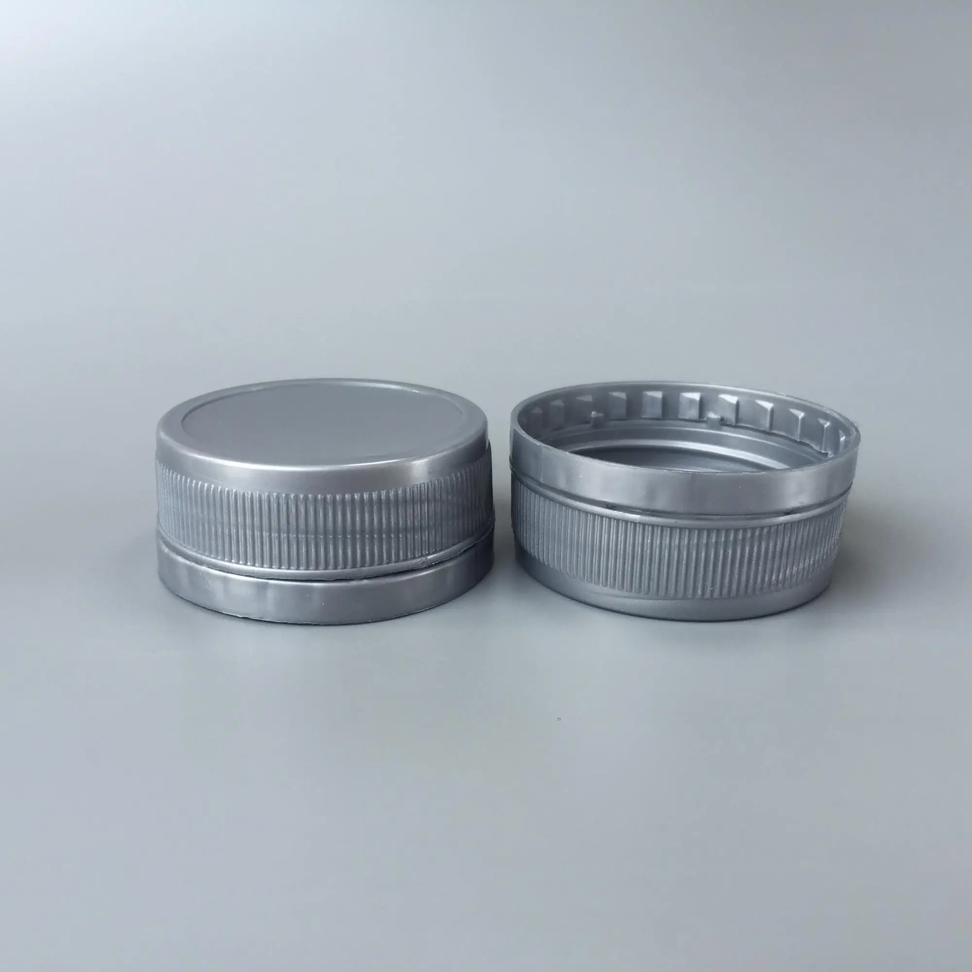 42 Mm White Tamper Evident/ Tamper Proof Plastic Oil Bottle Caps For