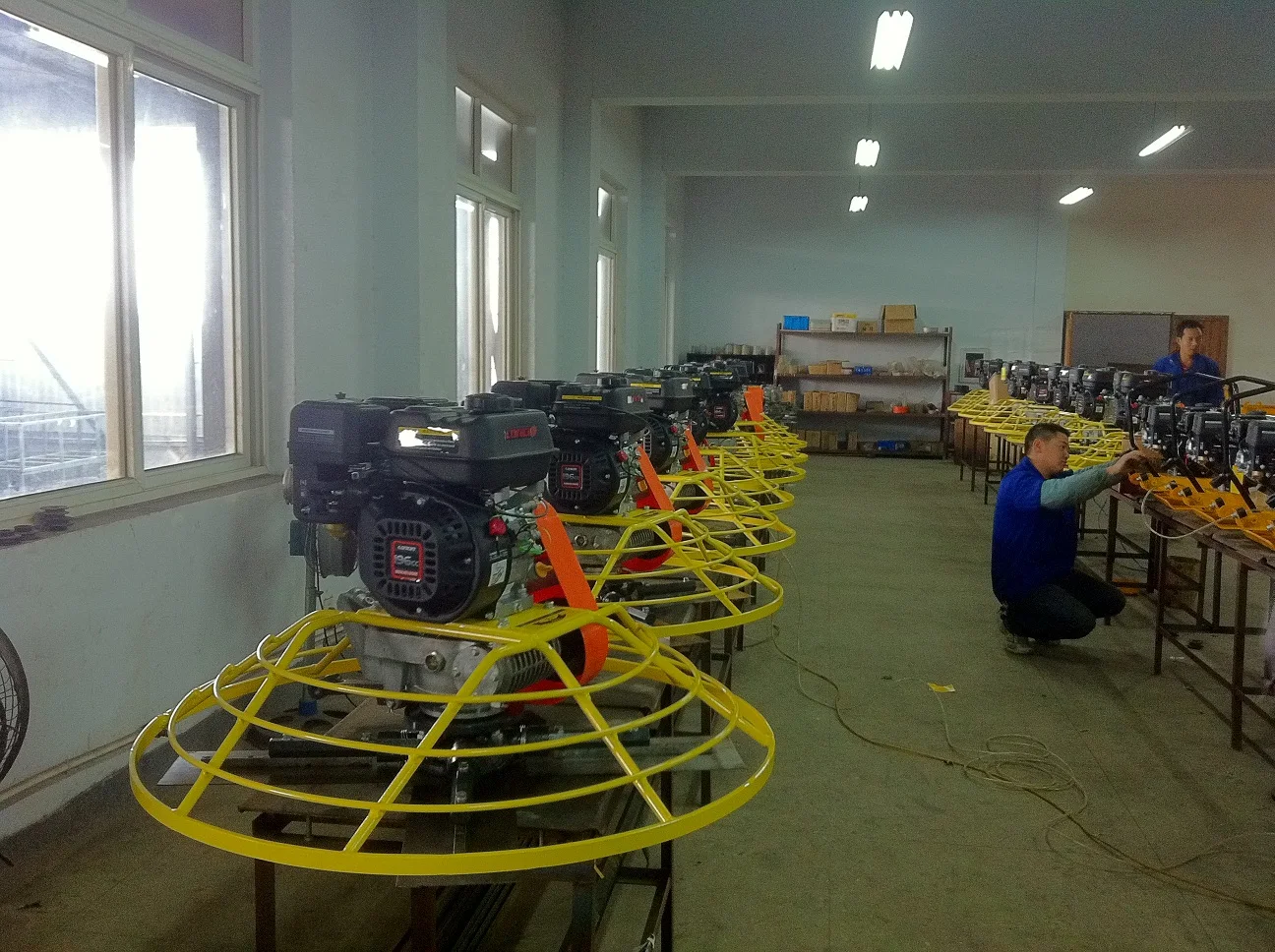 Construction works china factory diesel power trowel