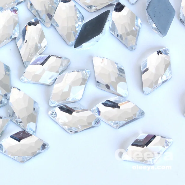 Стразы в форме листа. Плоские пришивные стразы. Crystal quality. Стразы стекло фото. Crystal quality.