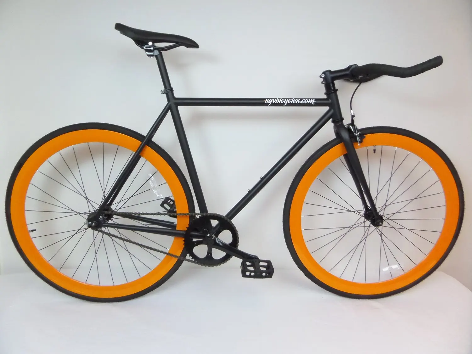 matte black single speed bike