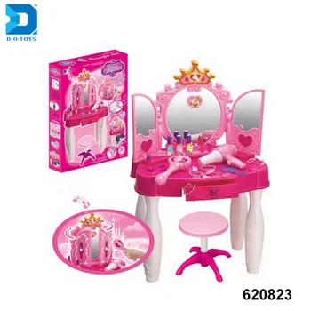 toy dressing table