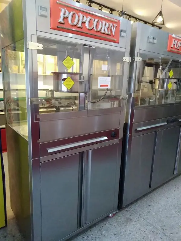 popcorn machine 