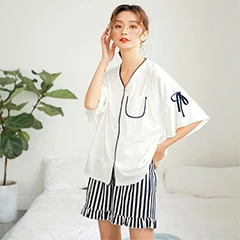 breastfeeding pajamas (4).jpg