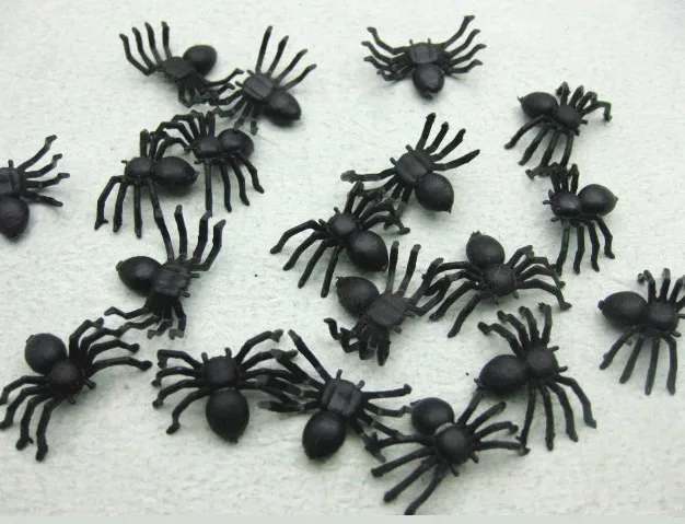 High Quality Sticky Spider  Toys.jpg