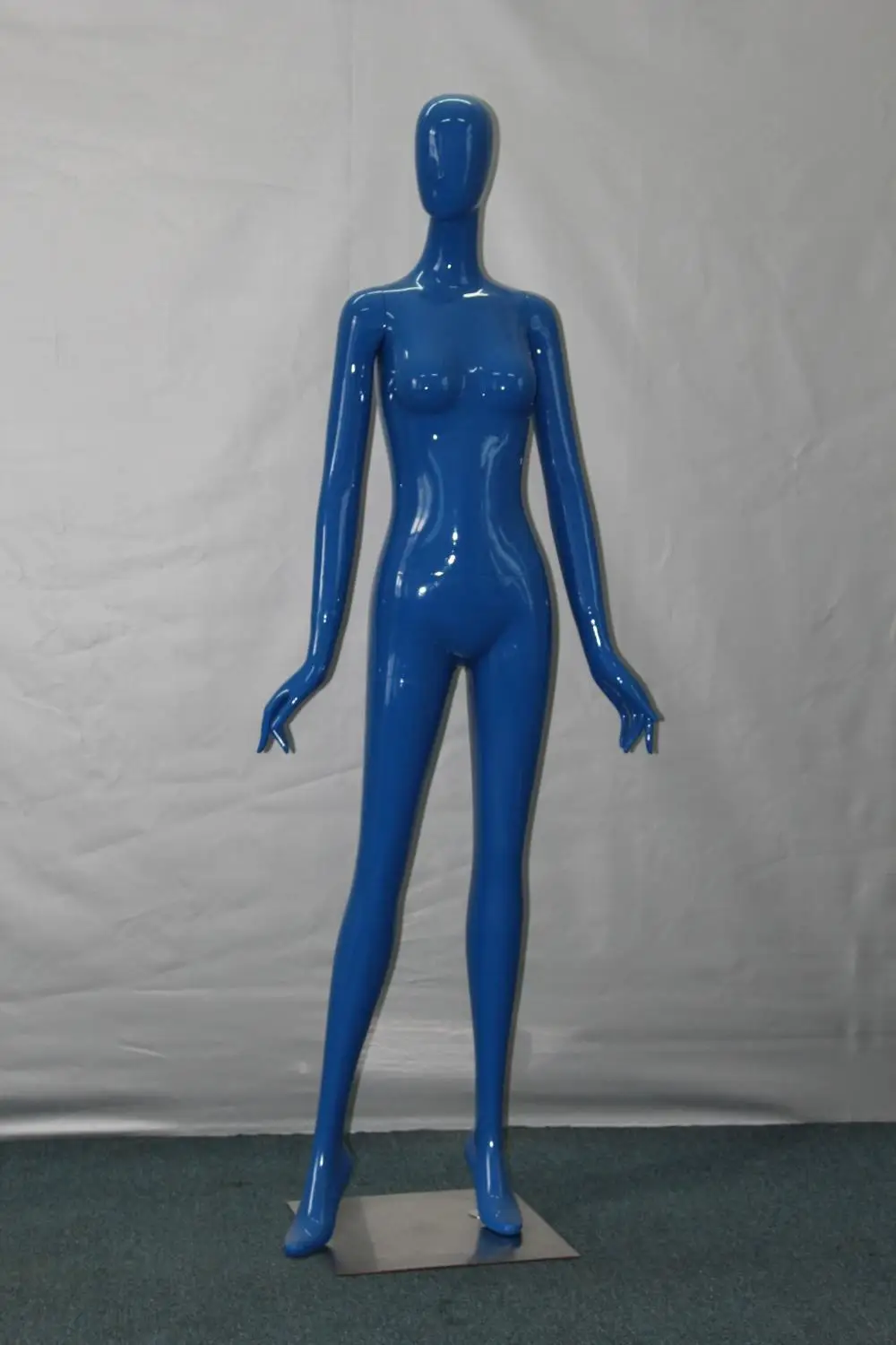 Manufacture Fashion Posing Full Body Fiberglass Female Mannequin - Buy