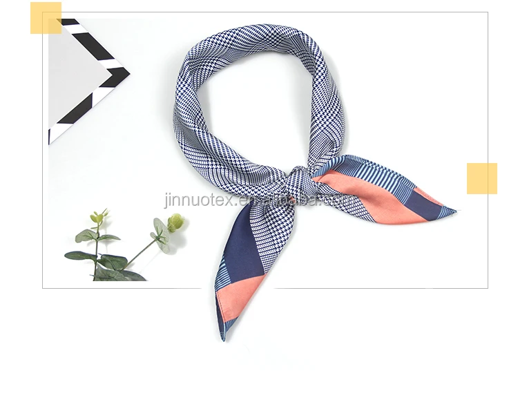 70-70Square-scarf_16.jpg