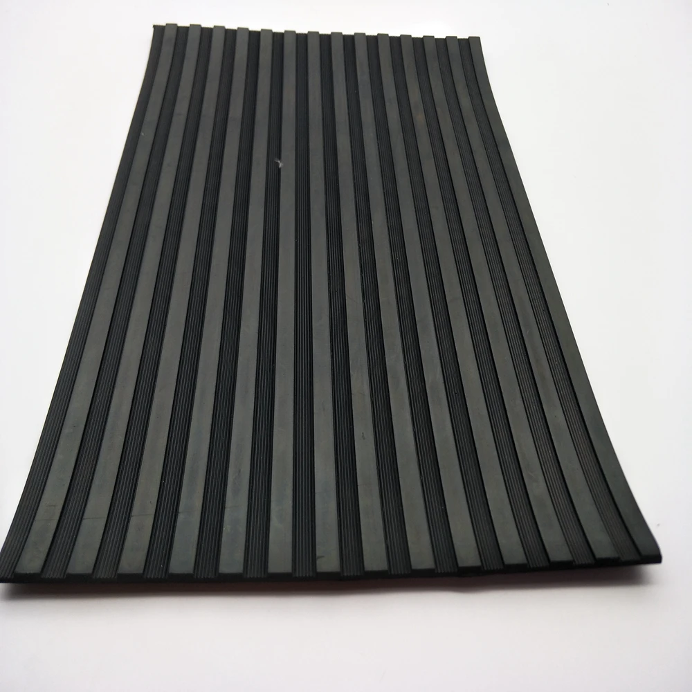 One Side Square Solid Pattern Textured Rubber Sheeting For Garage