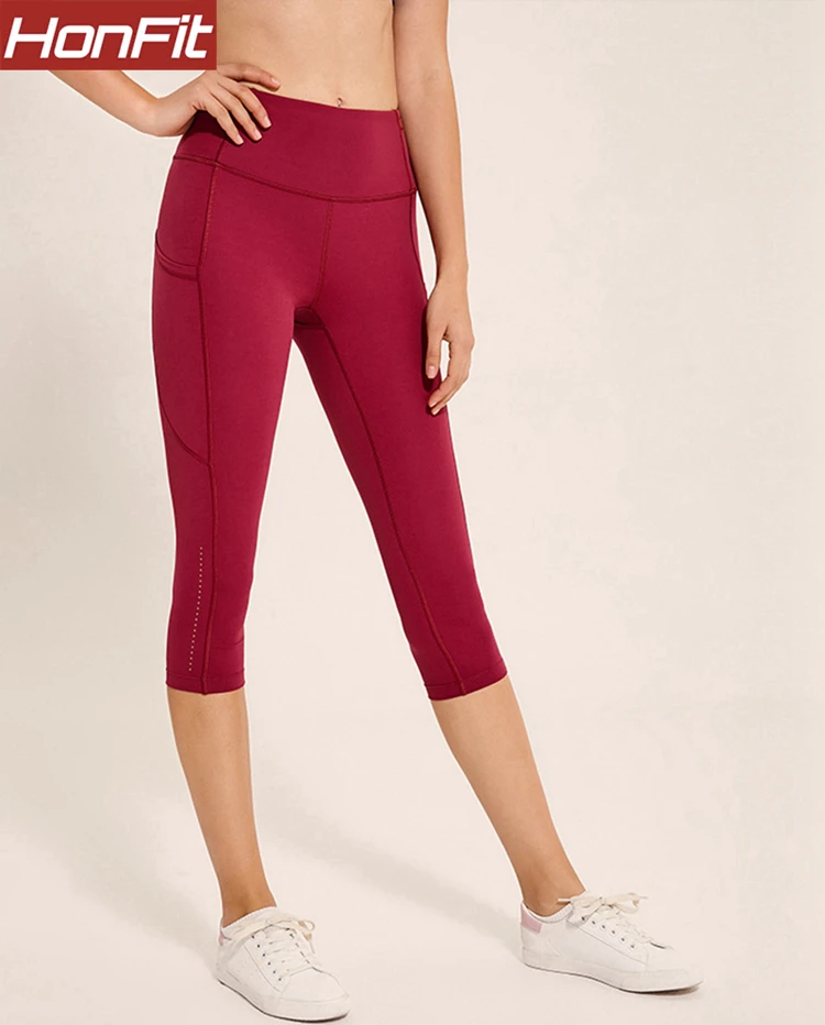4 Capri Leggings Yoga Pants 
