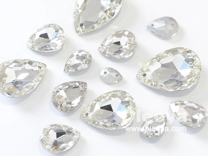 Oleeya Factory 13*18 Glass Teardrop Pointed Back Rhinestones Crystal Strass Pendant Gemstone in Bulk Designs for Garment