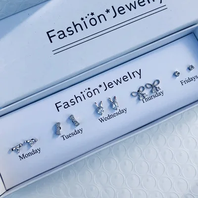 stud earrings (9).jpg